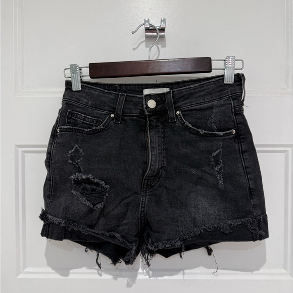 Cutoff shorts - Picture 1 of 3